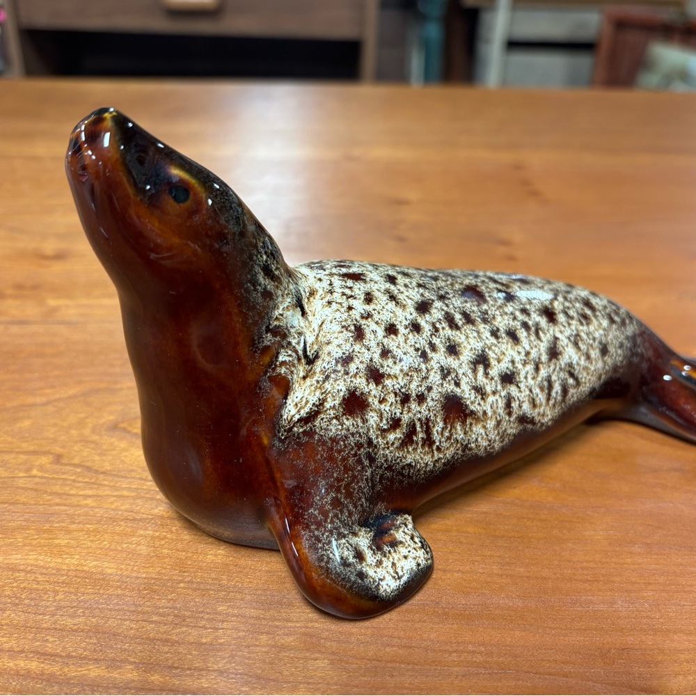 Vintage Fosters Pottery Seal